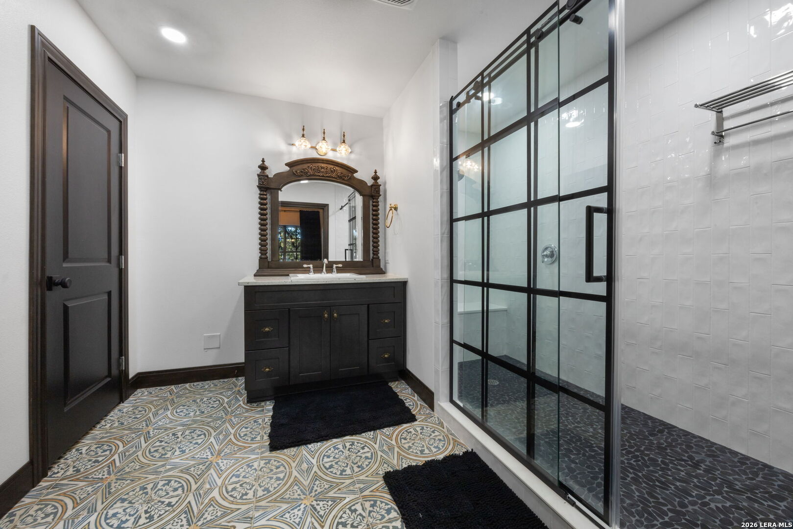 232 MEADOWBROOK DR