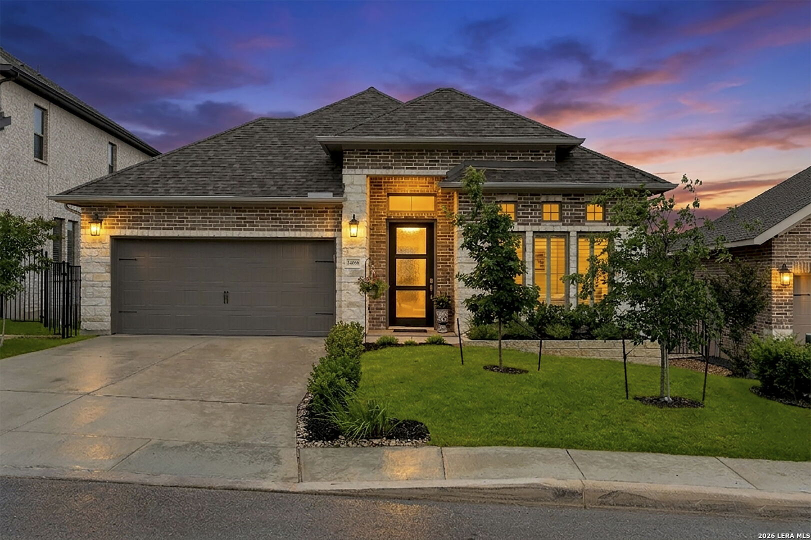 24066 Sidehill Lie