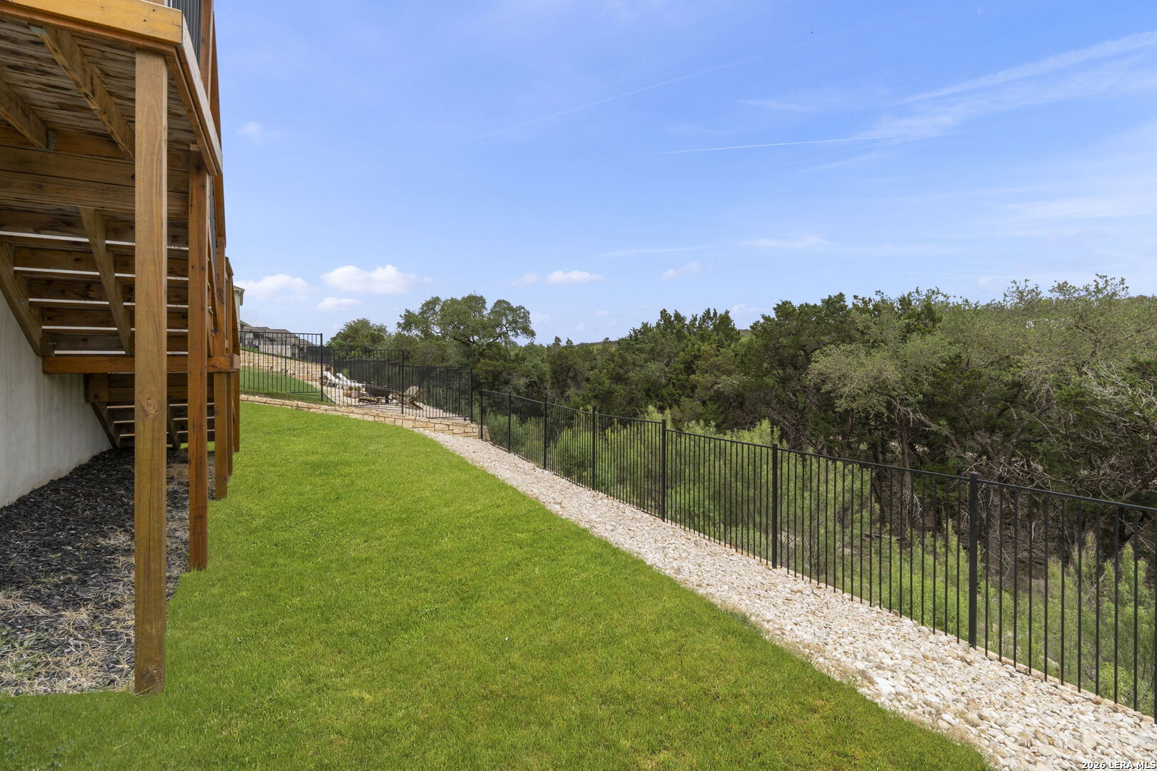 24066 Sidehill Lie