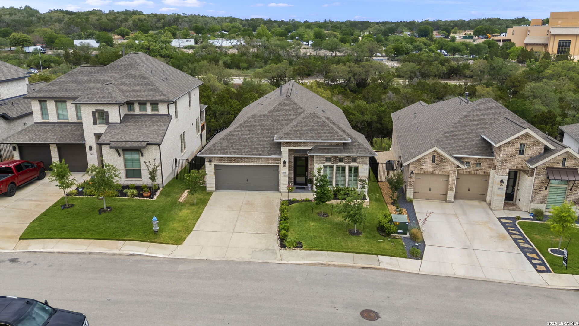 24066 Sidehill Lie