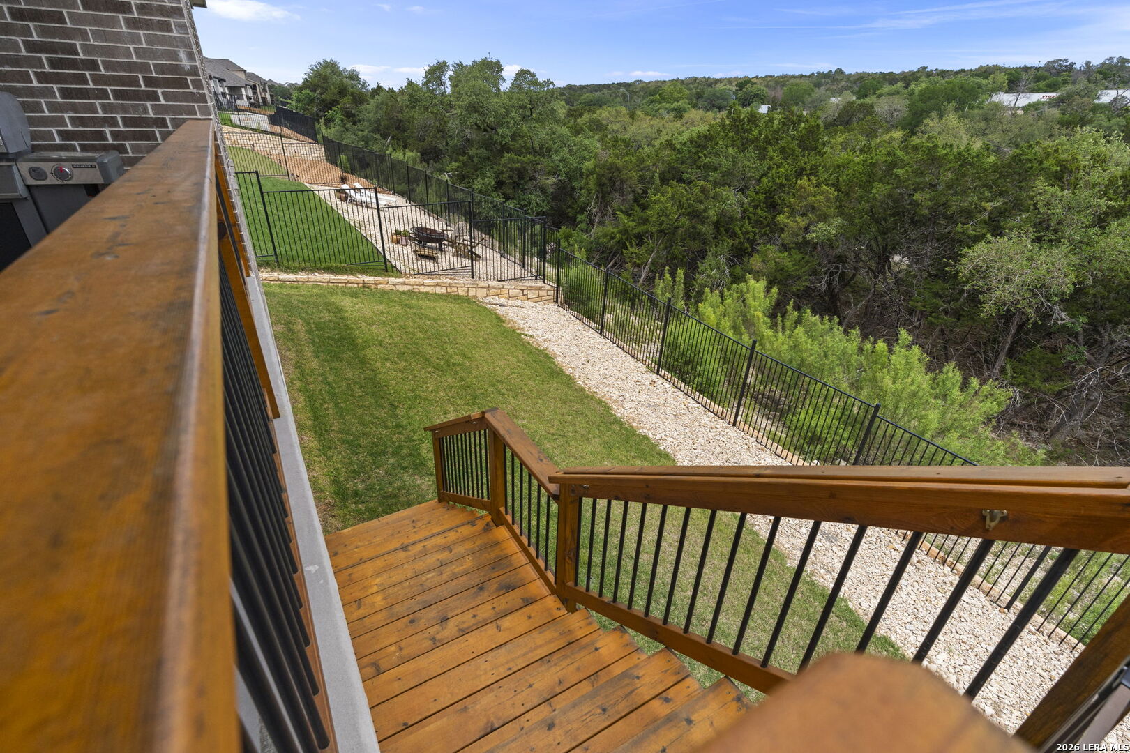 24066 Sidehill Lie