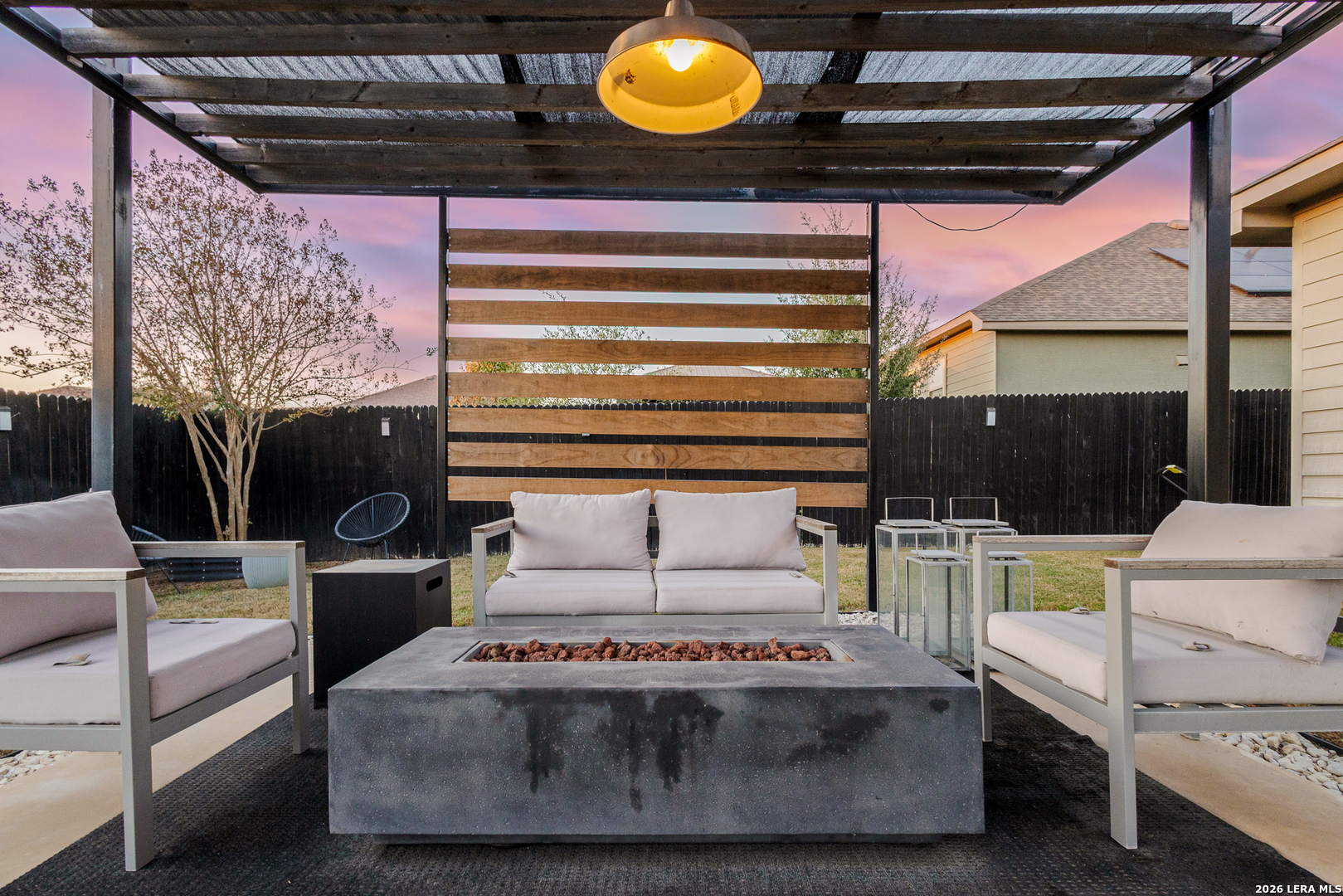 3922 Brazos Bend