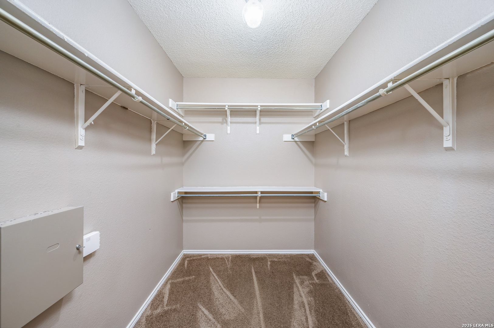 11322 Woodridge