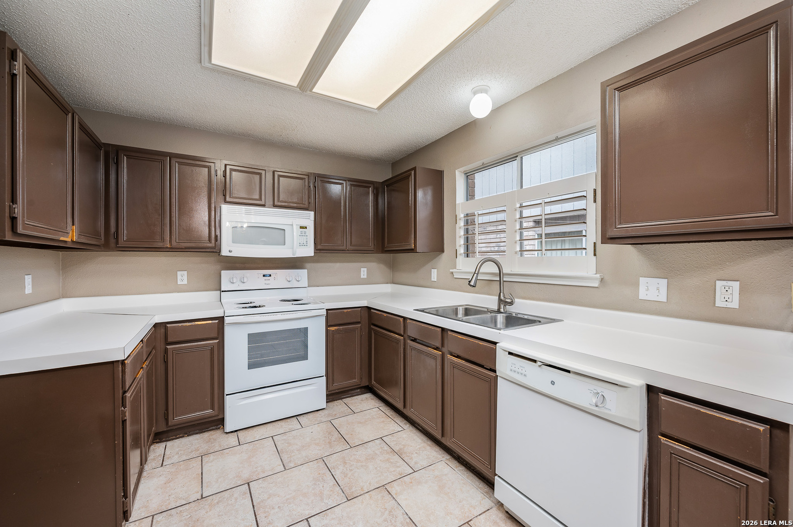 11322 Woodridge