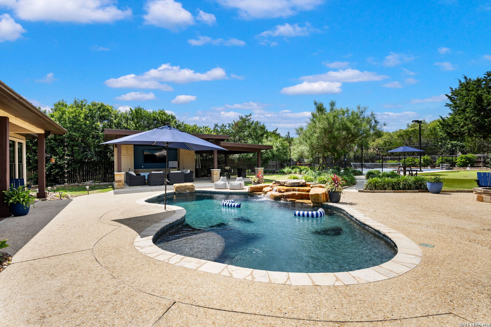 8820 Cavalry Dr