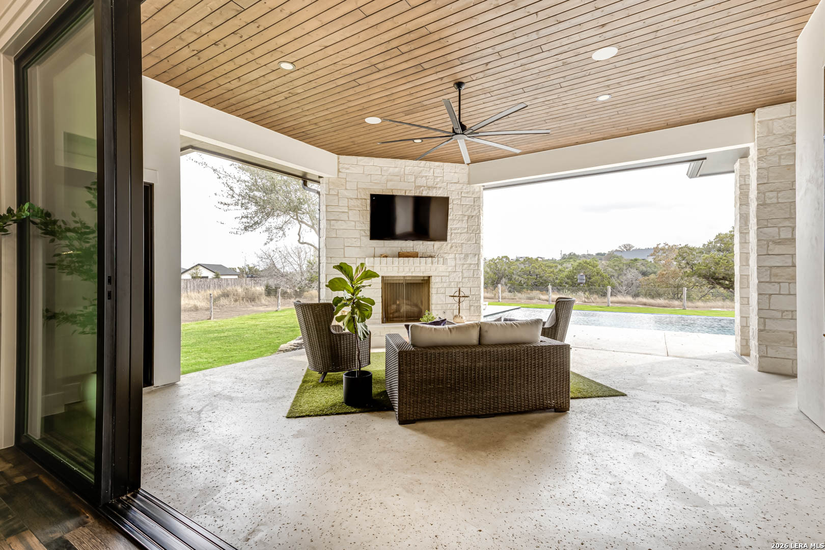 65 Sabinas Ridge Rd