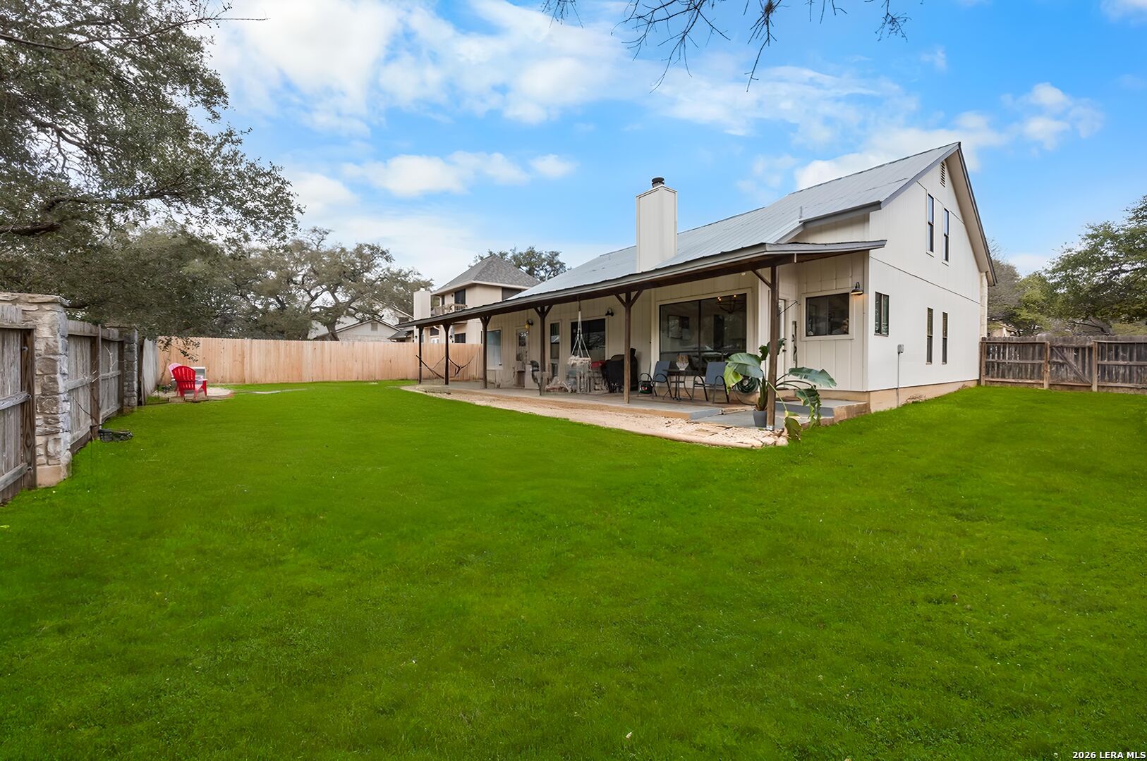 2330 ENCINO PT