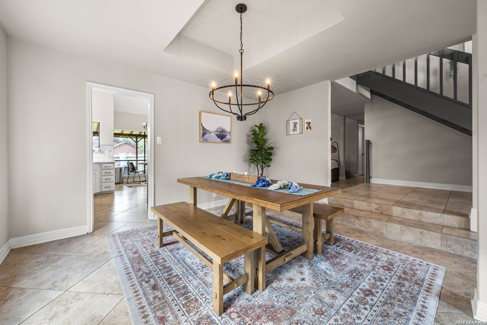 2330 ENCINO PT