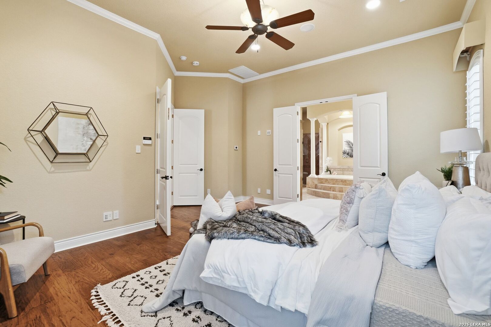 16227 San Cayetano