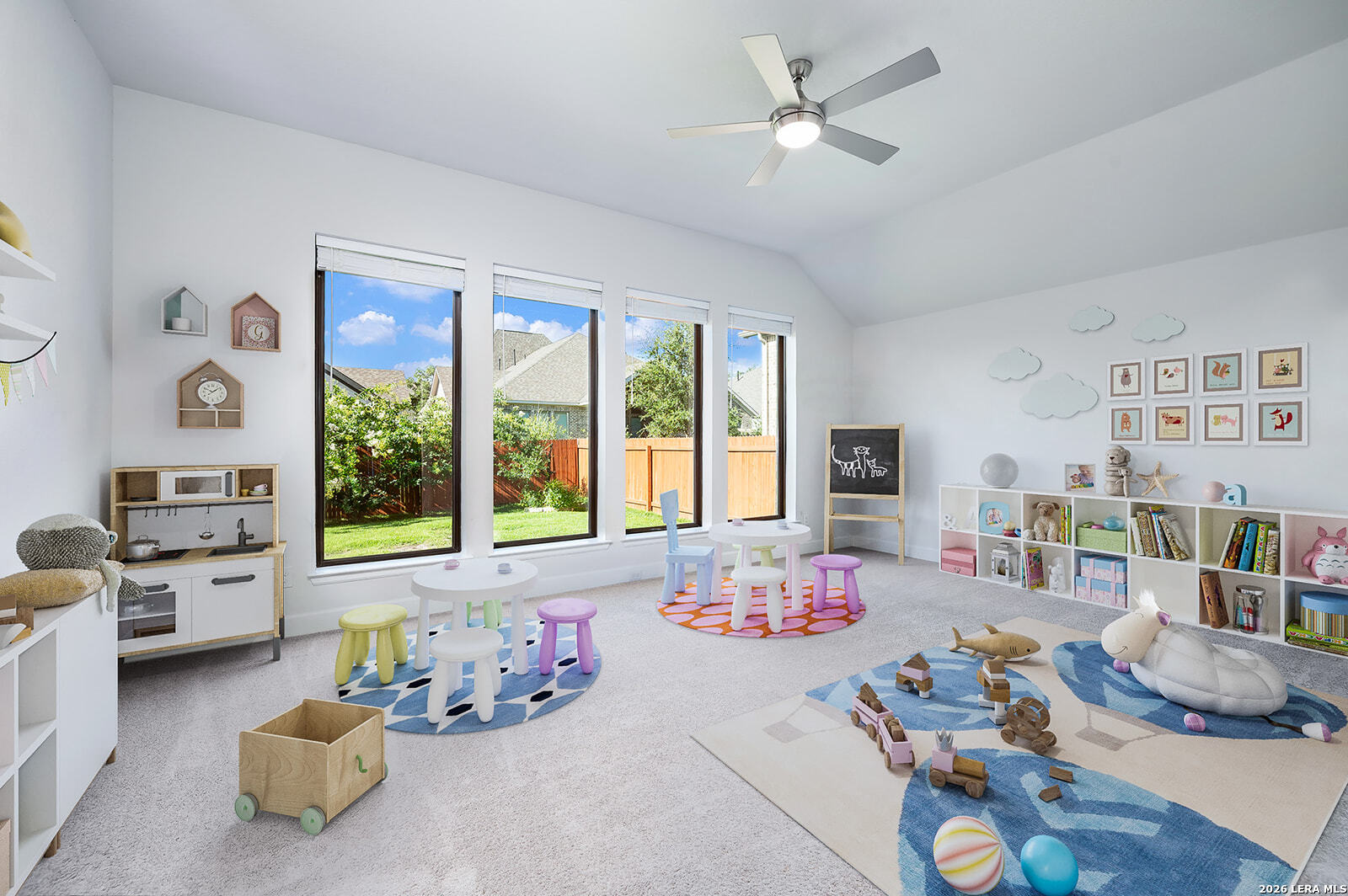 10006 SARAH PL