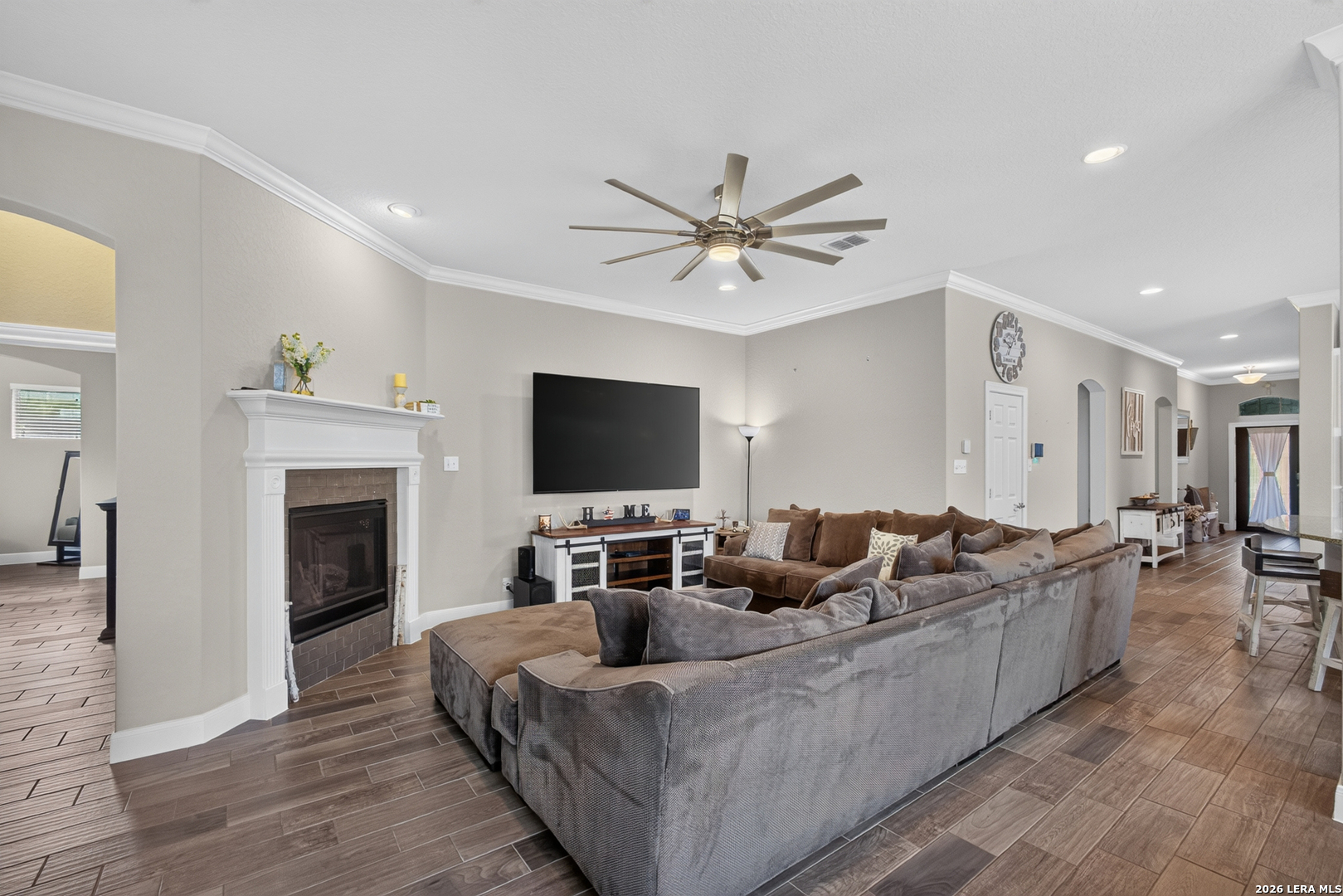 2037 Cullum Park