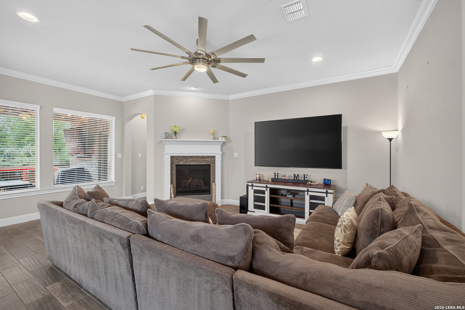 2037 Cullum Park