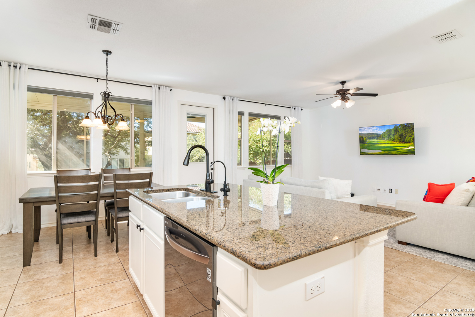 17819 Camino Grande