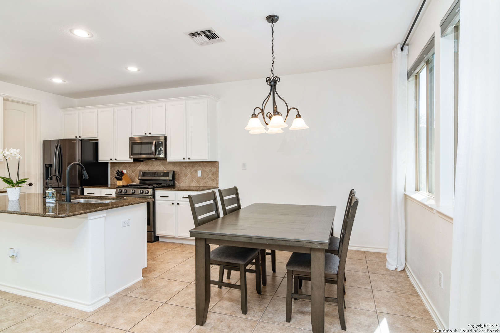 17819 Camino Grande