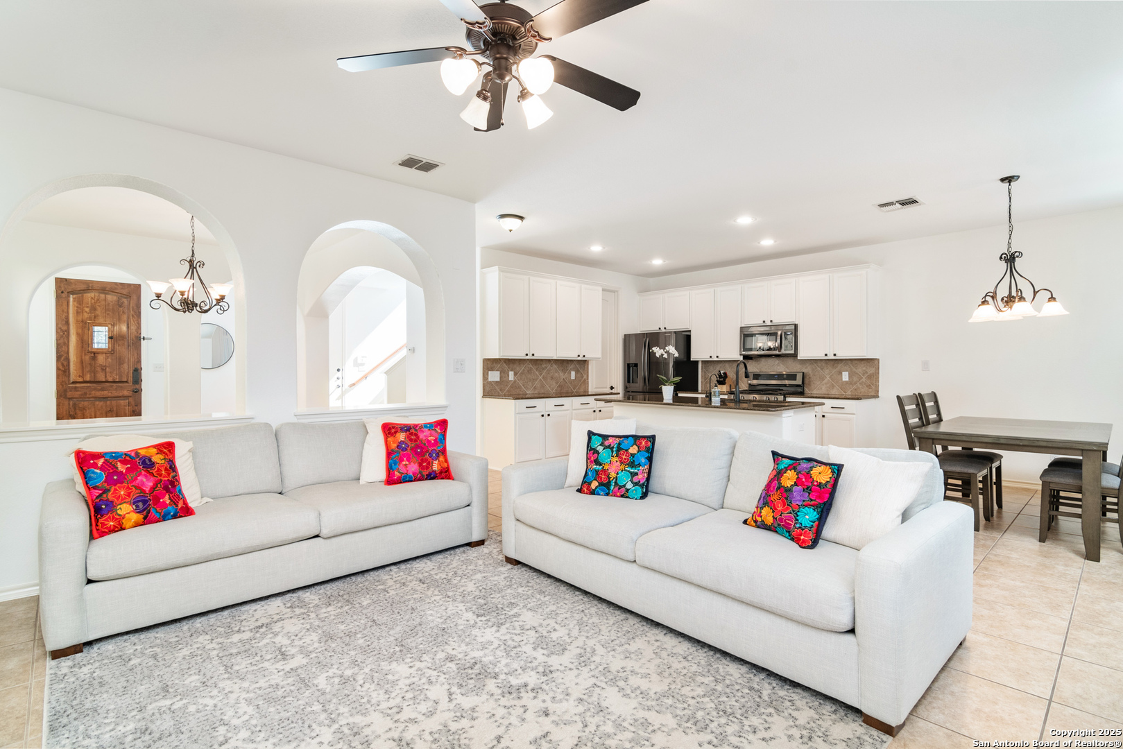 17819 Camino Grande