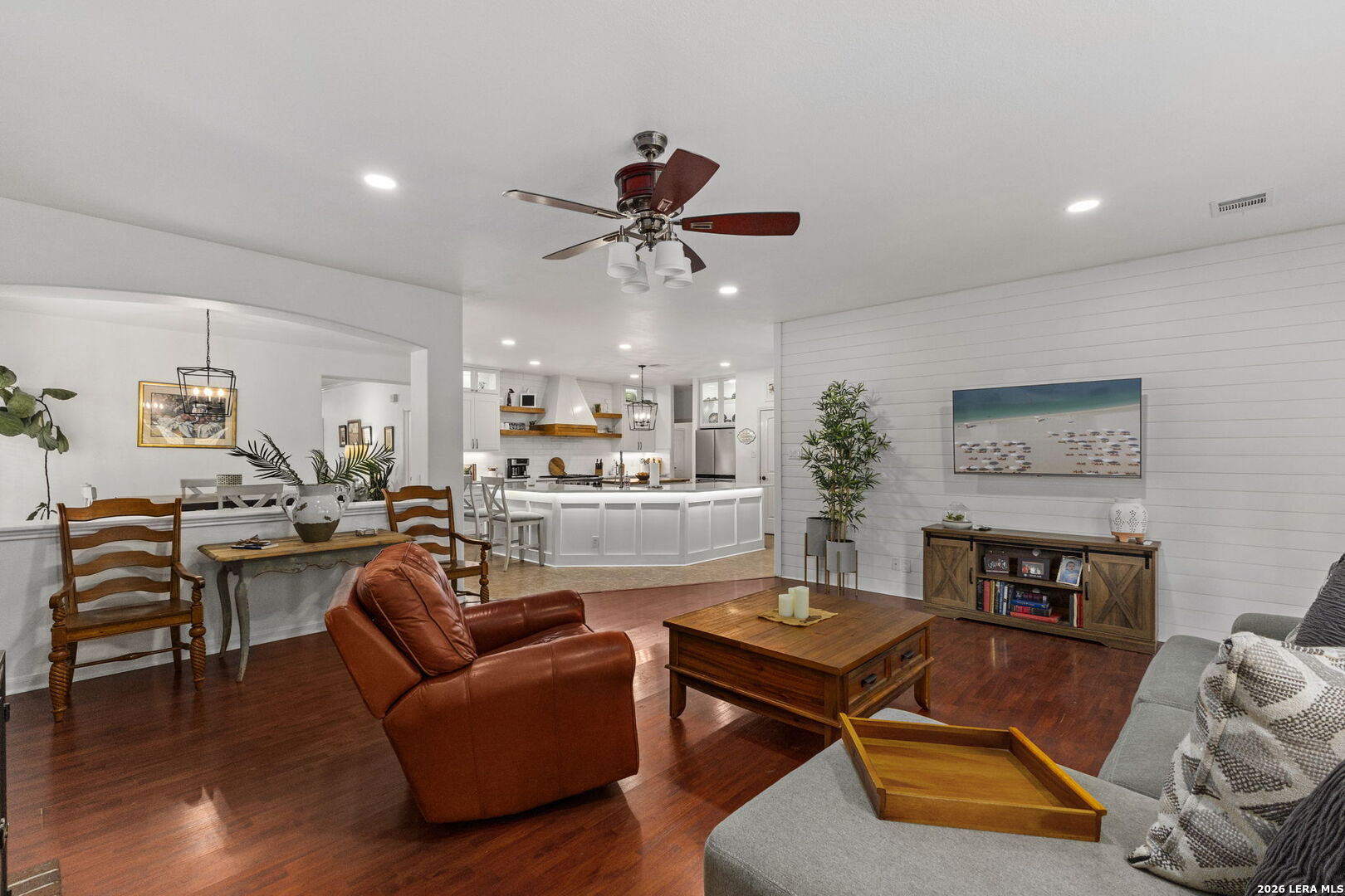 13506 Chamber Oaks