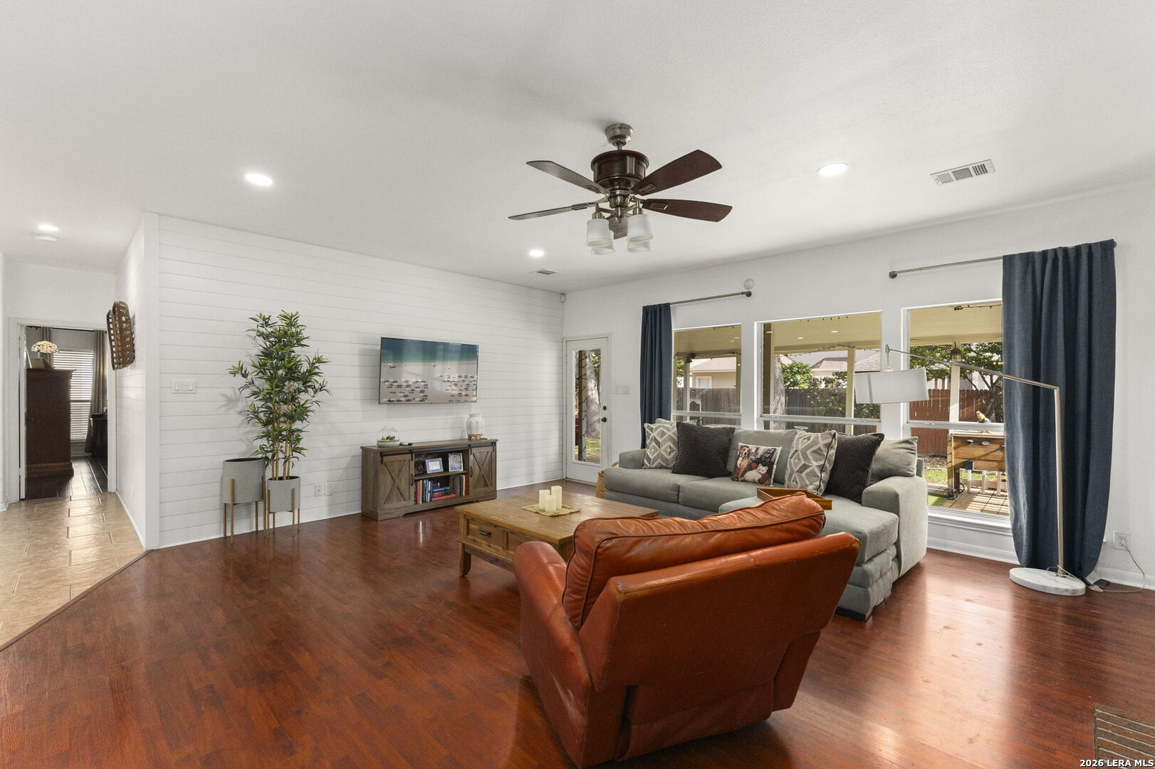 13506 Chamber Oaks
