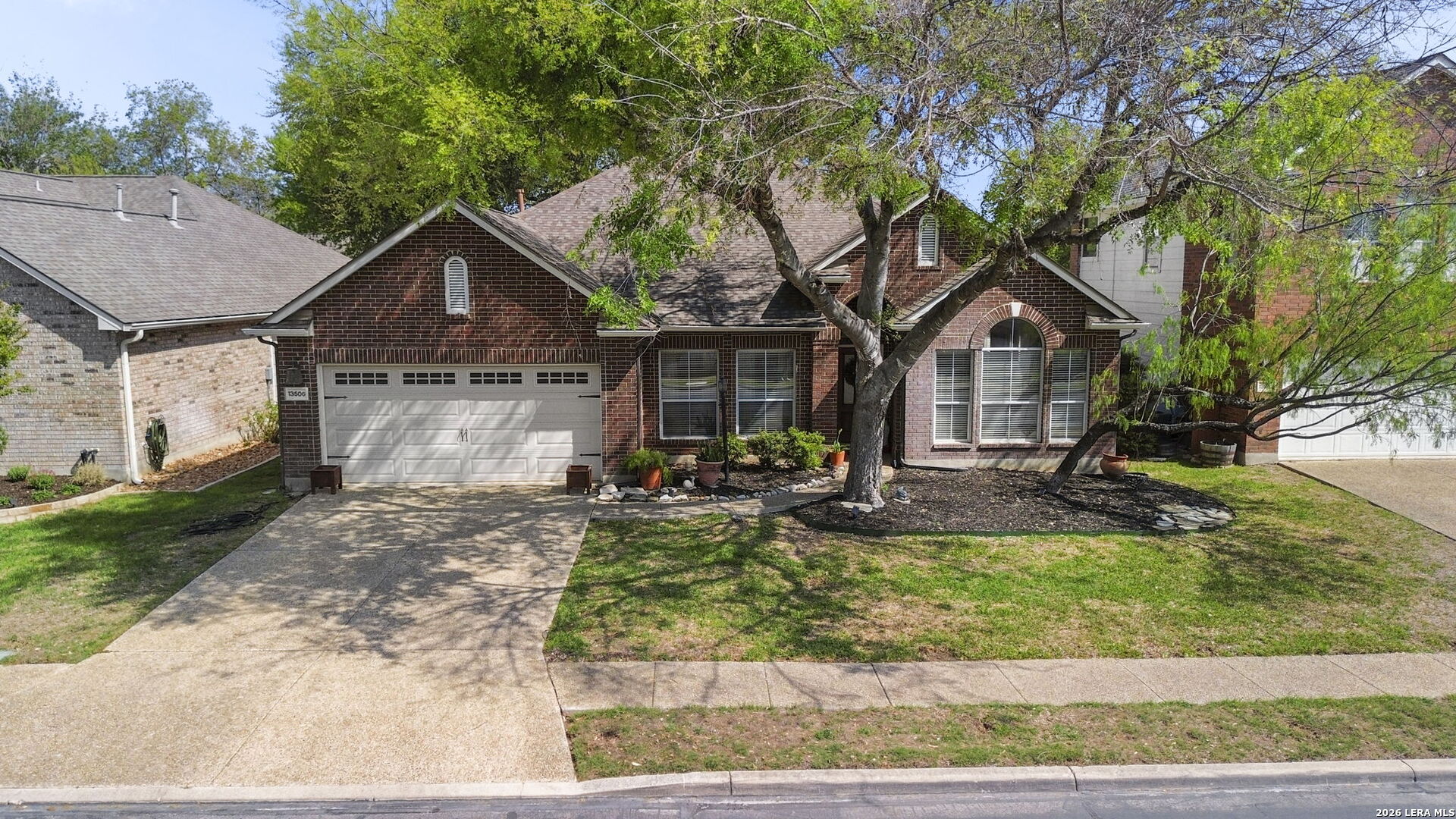 13506 Chamber Oaks