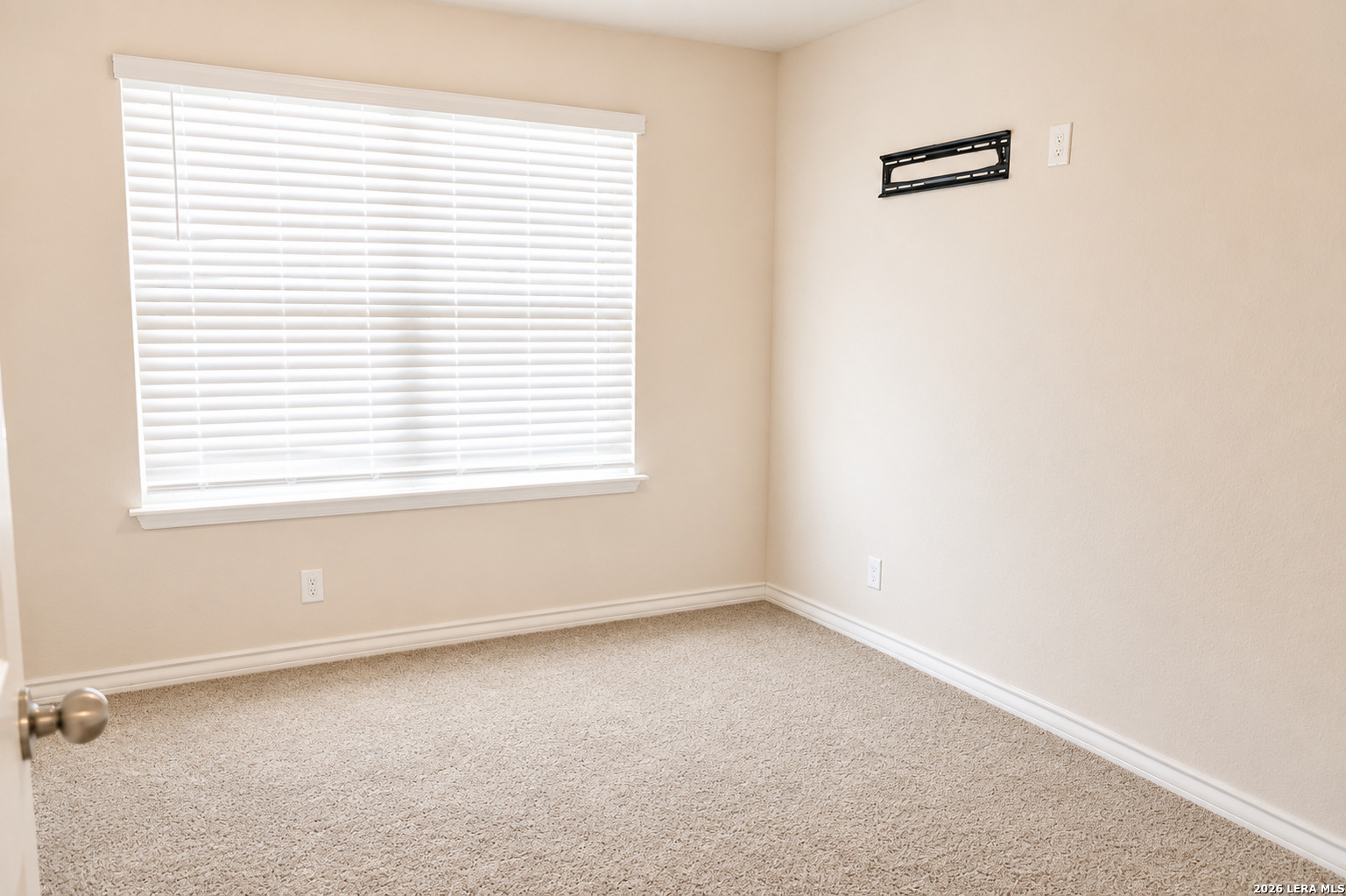 13084 Minuet Sway