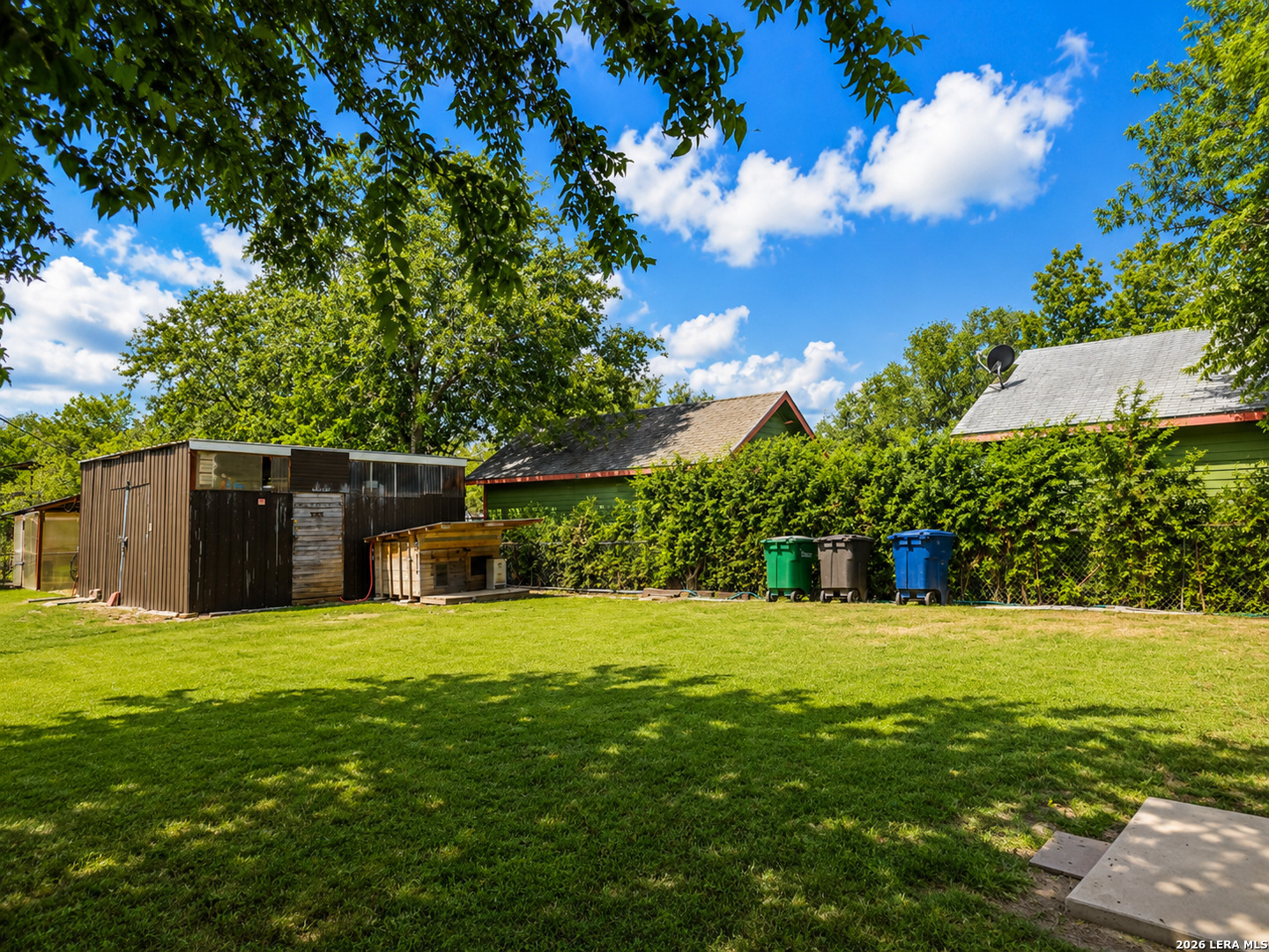 528 W GERALD AVE