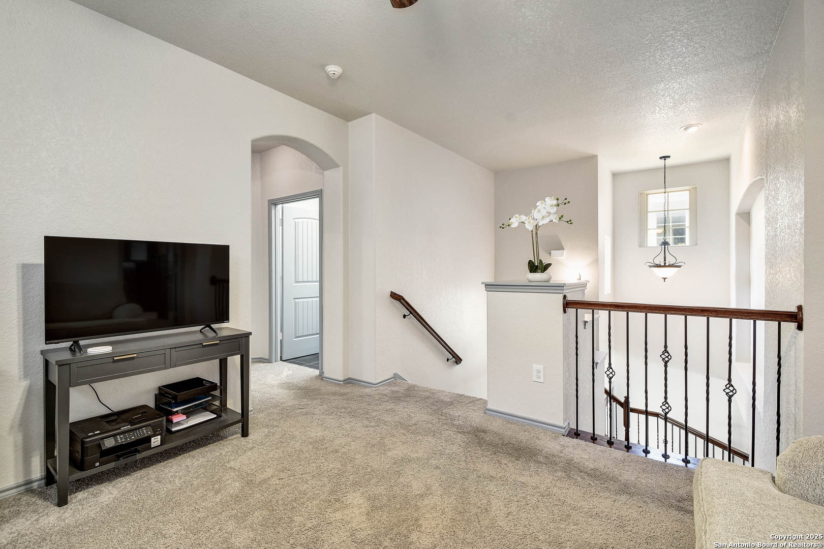 1407 Nicholas Manor