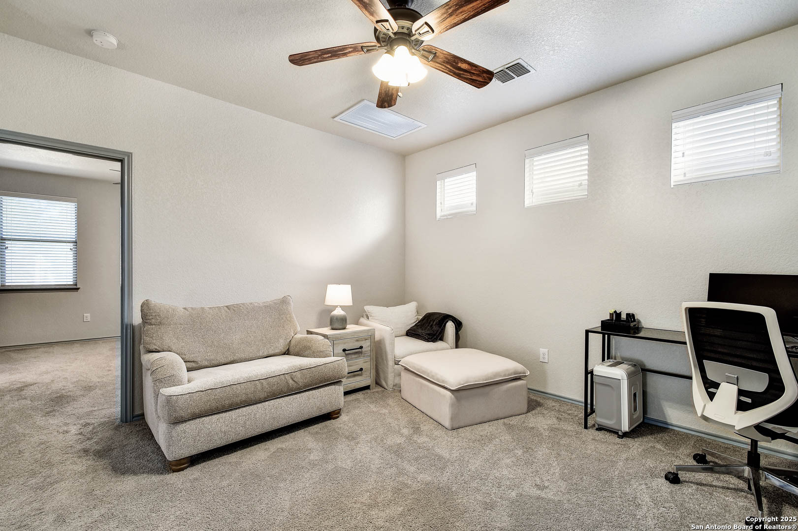 1407 Nicholas Manor