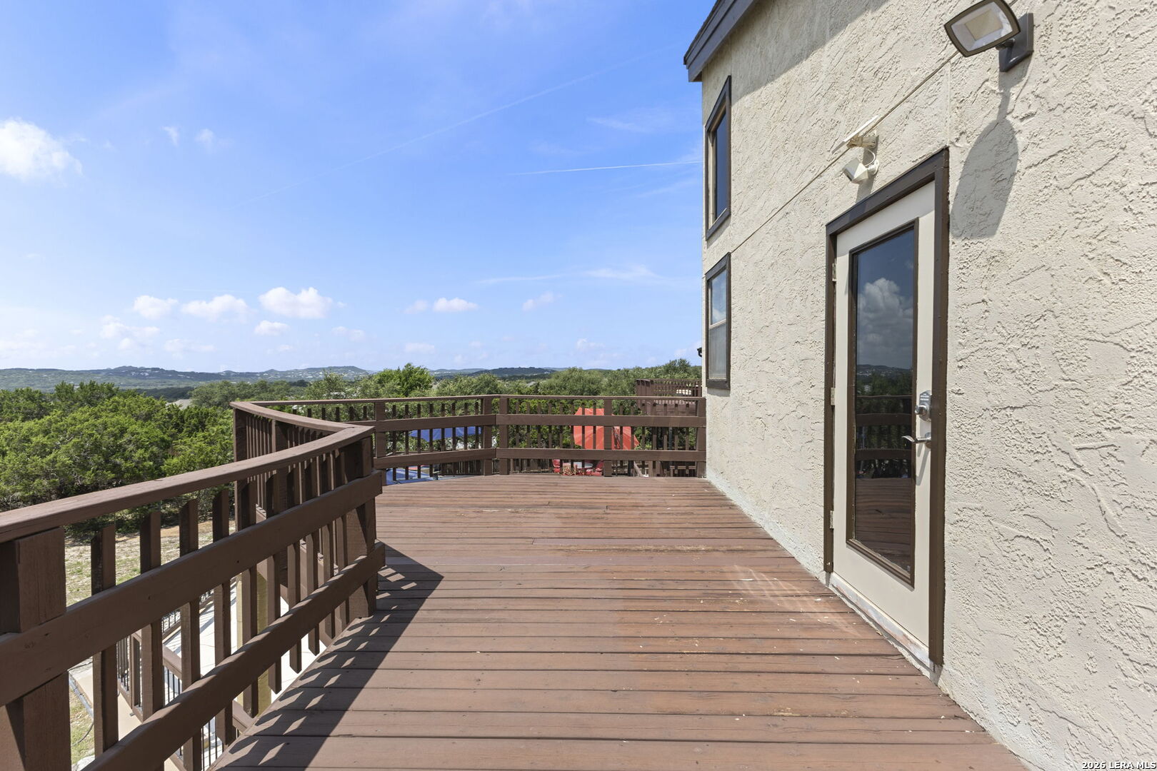 8726 Mountain Top