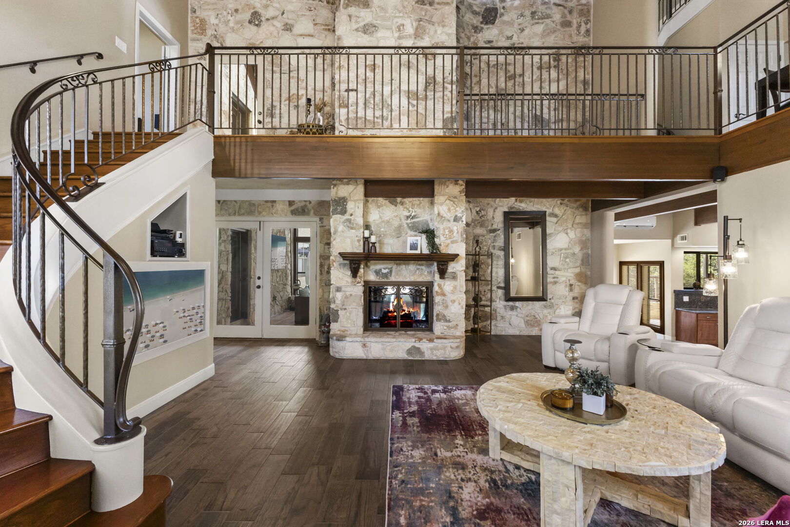 8726 Mountain Top