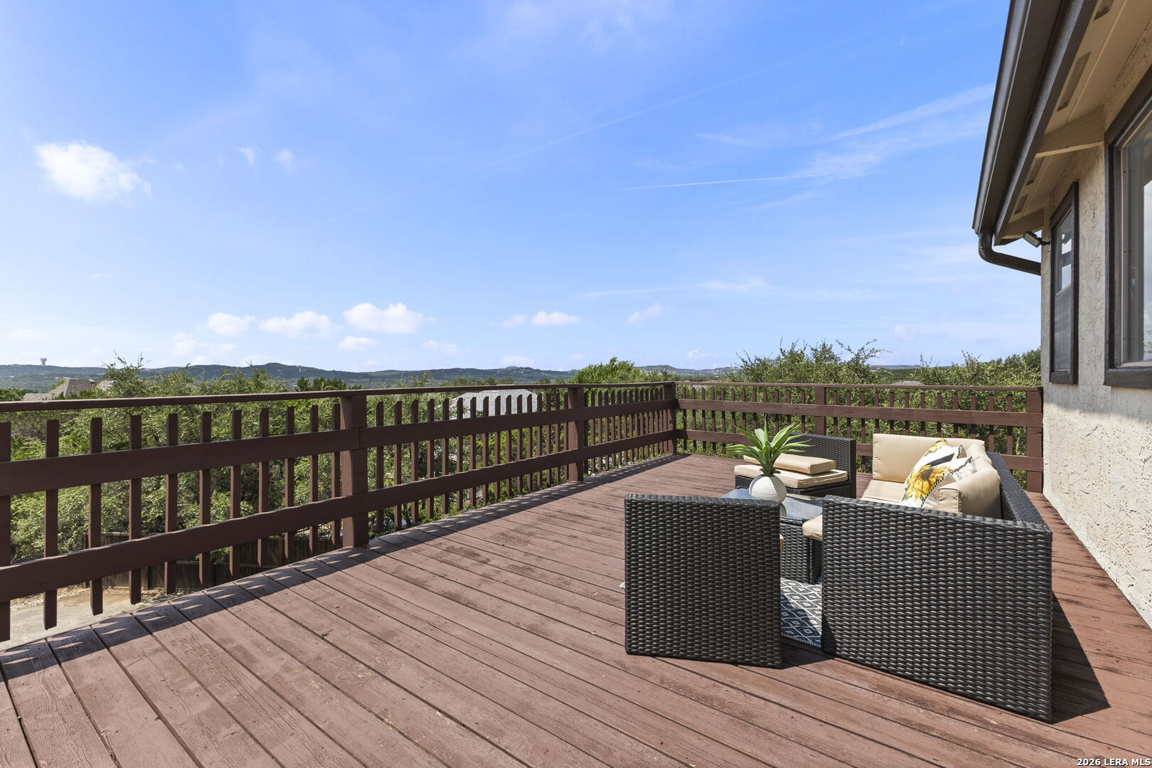 8726 Mountain Top