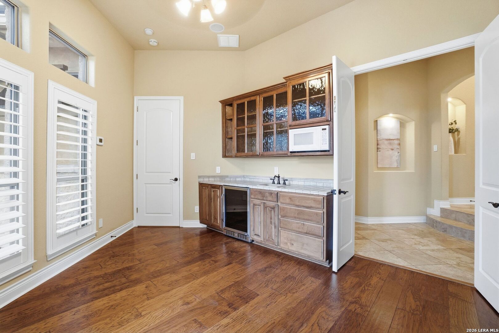 16227 San Cayetano