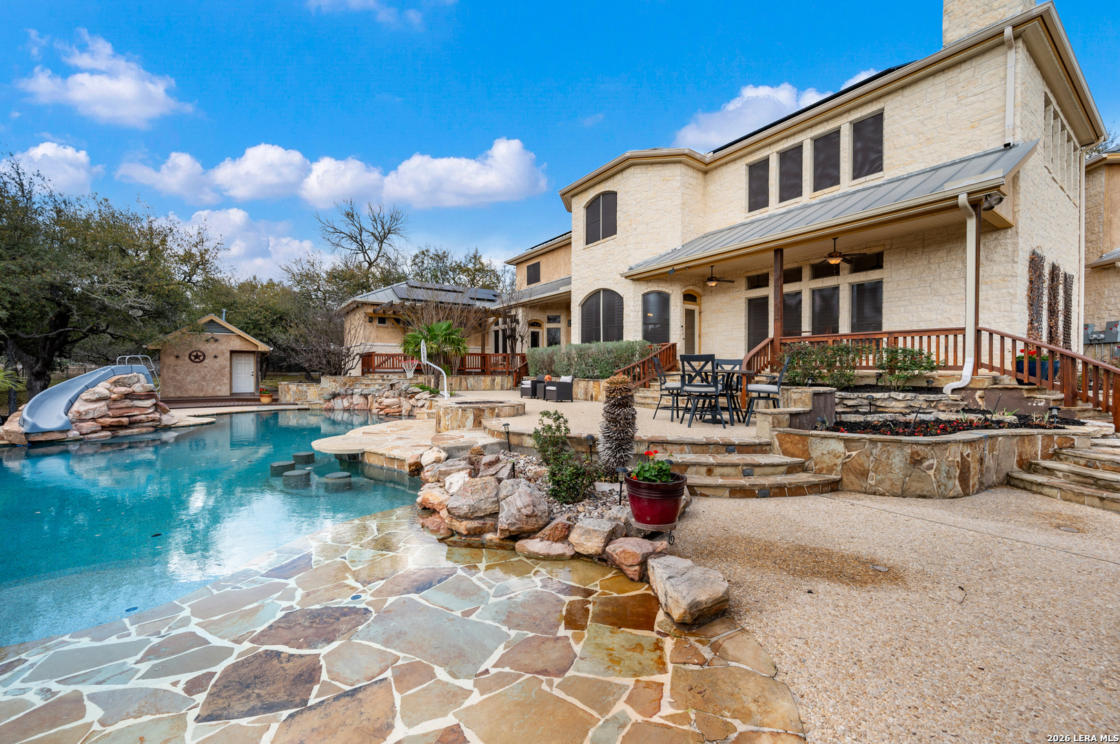 16227 San Cayetano