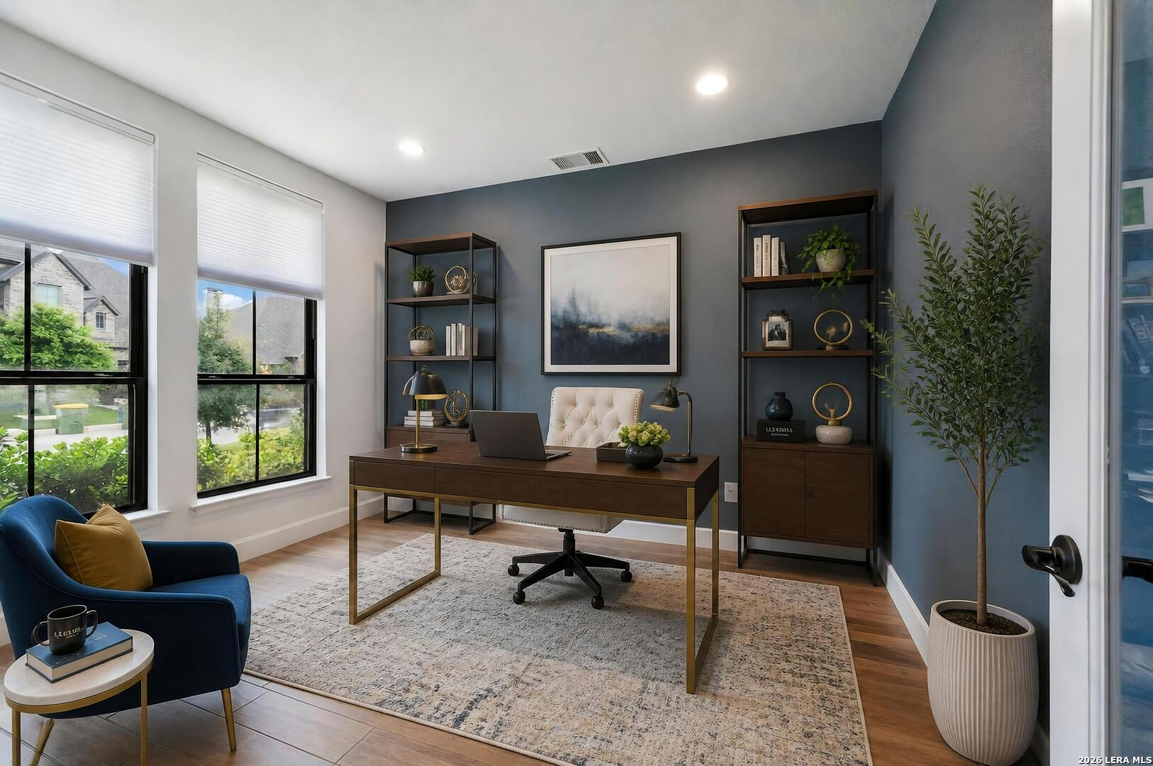 30137 Valley Run