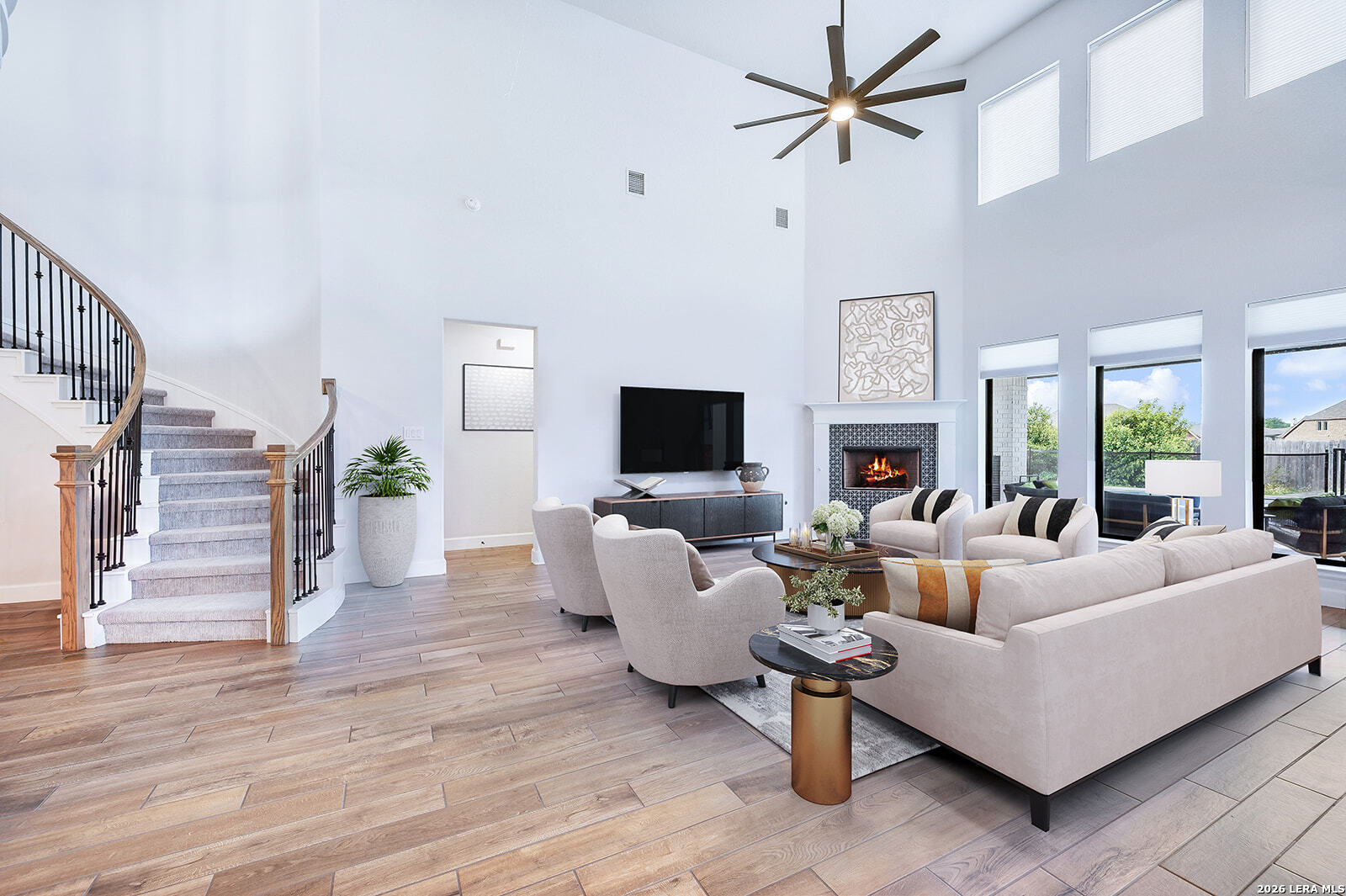 30137 Valley Run