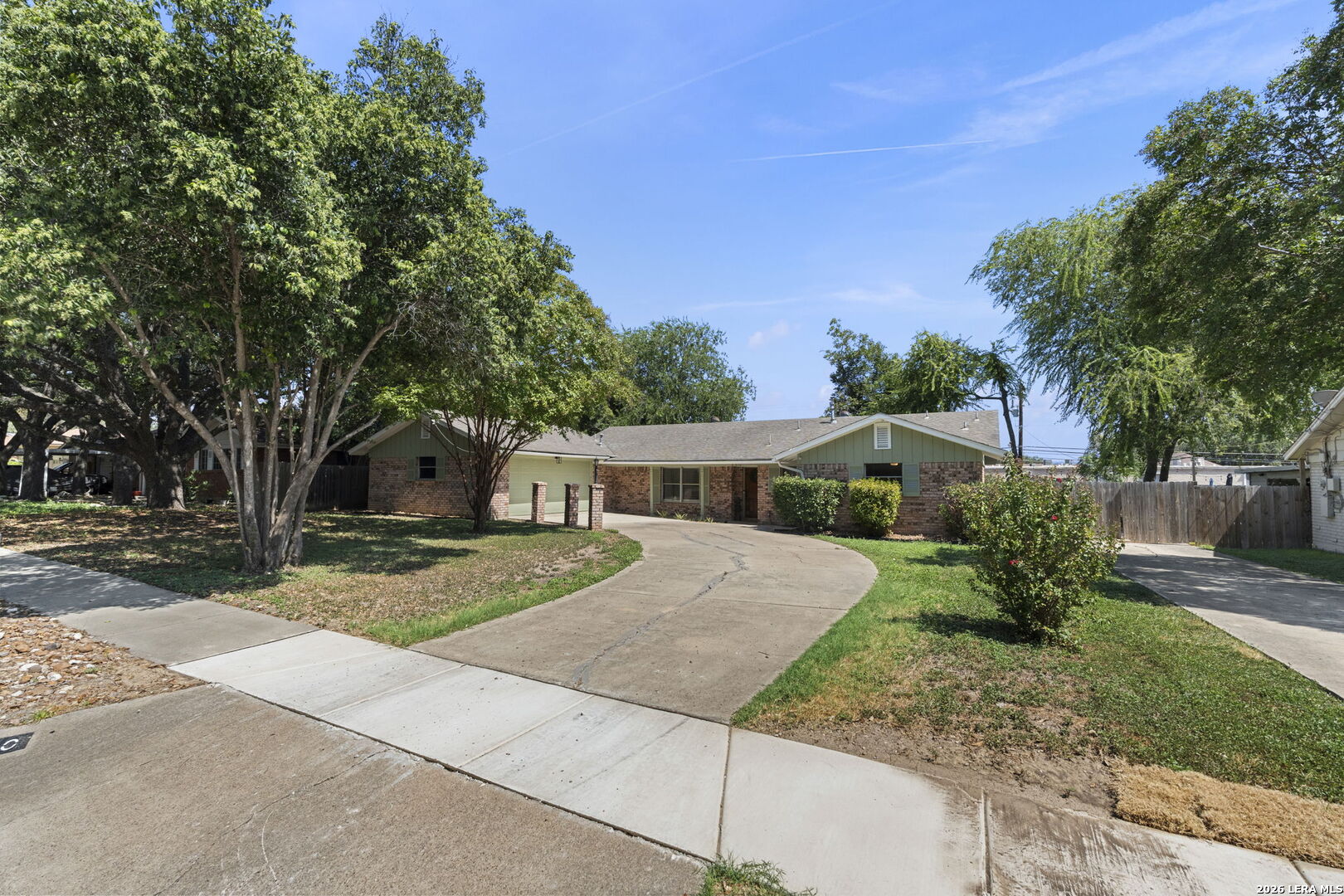 8610 DUDLEY DR