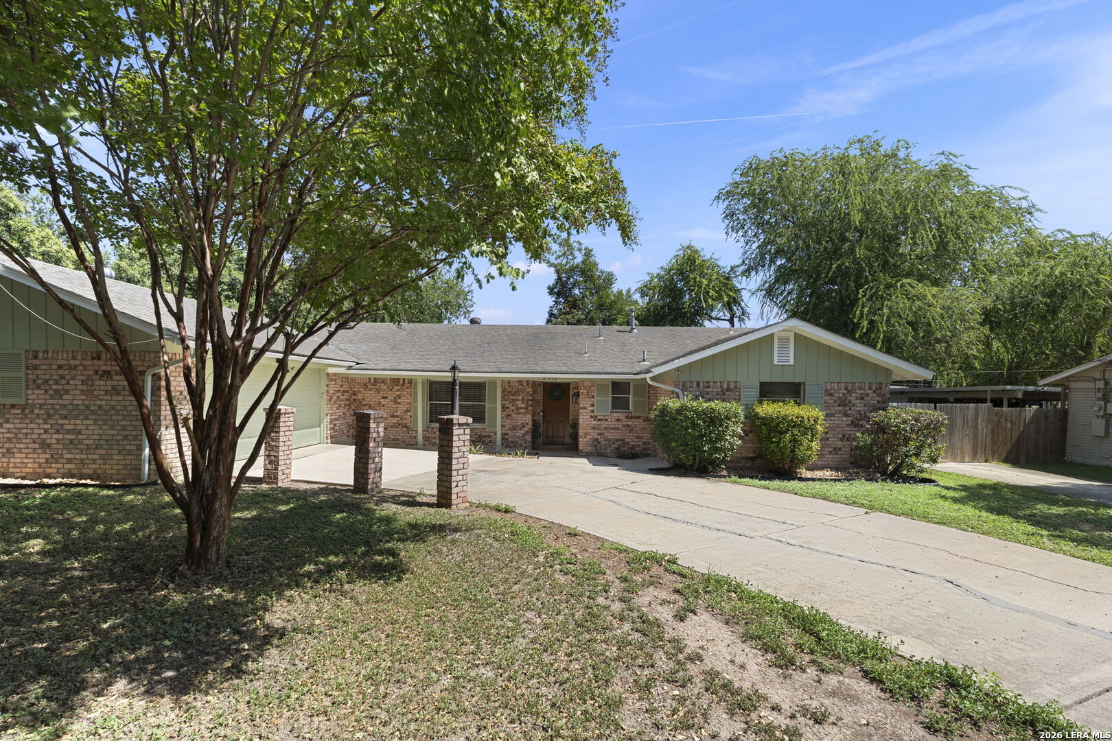 8610 DUDLEY DR