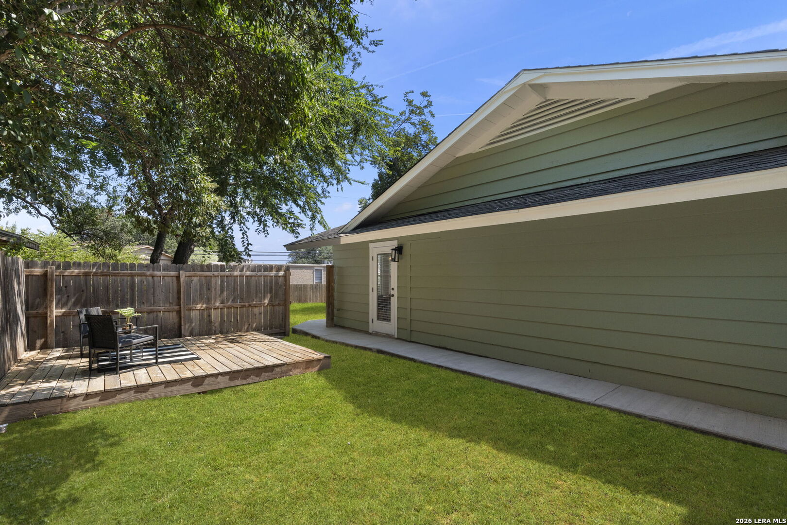 8610 DUDLEY DR