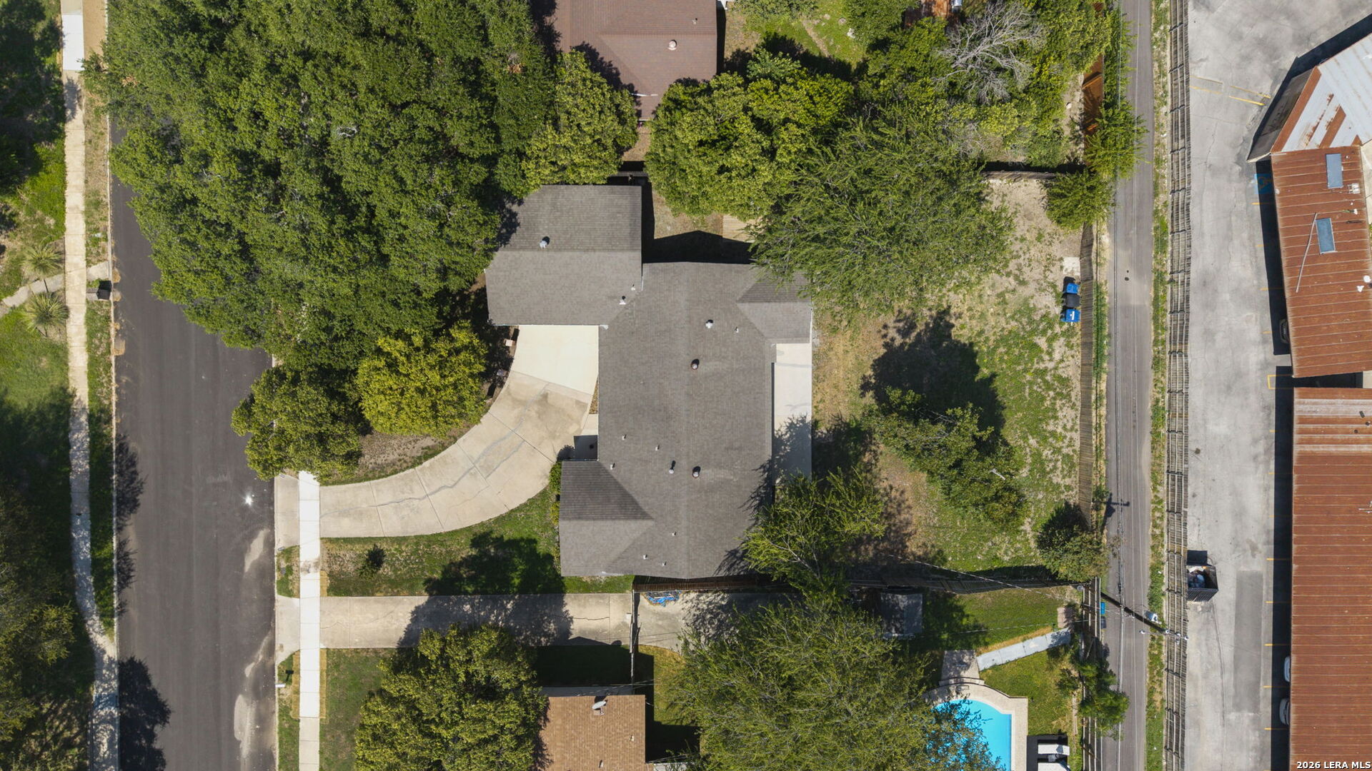 8610 DUDLEY DR