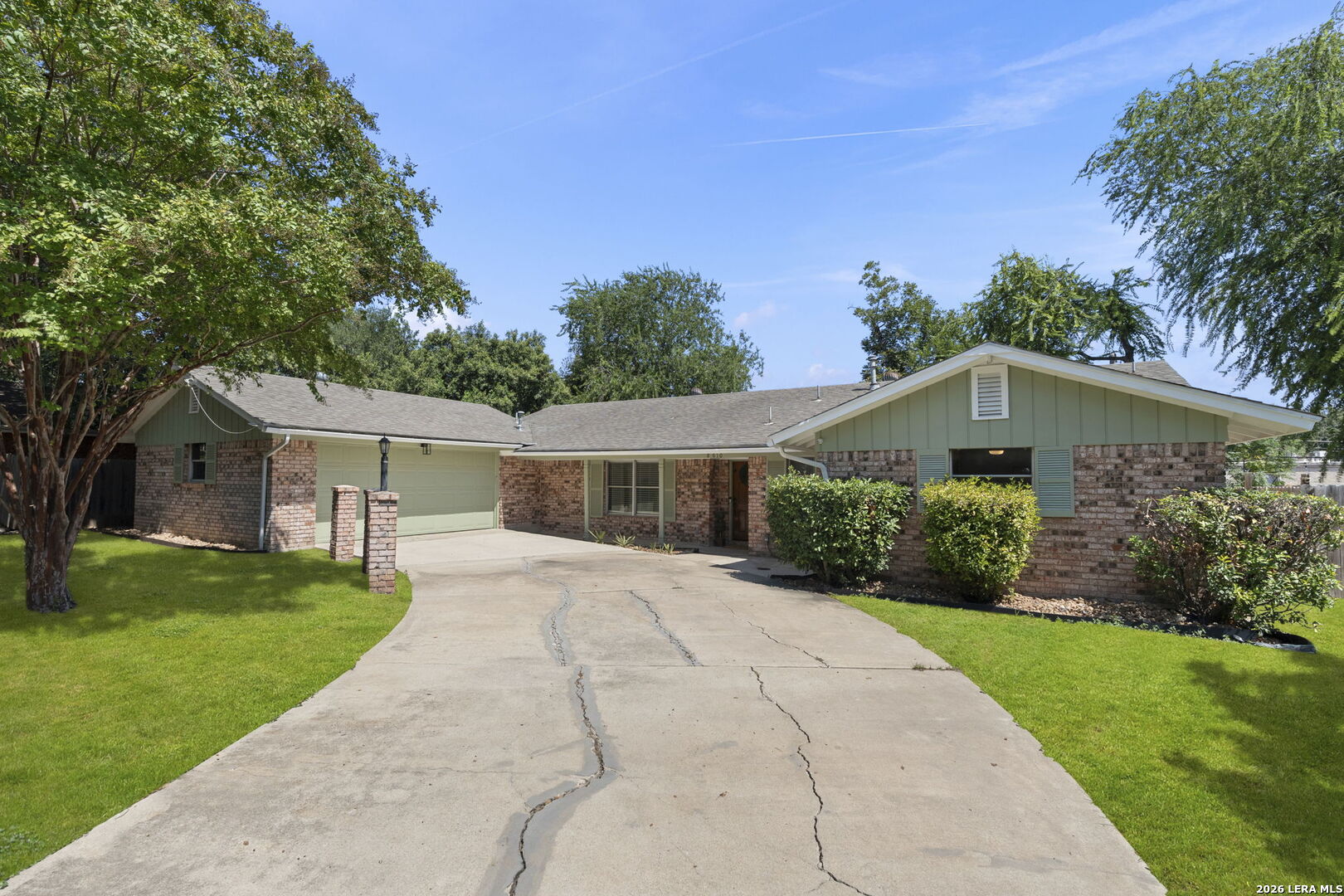 8610 DUDLEY DR