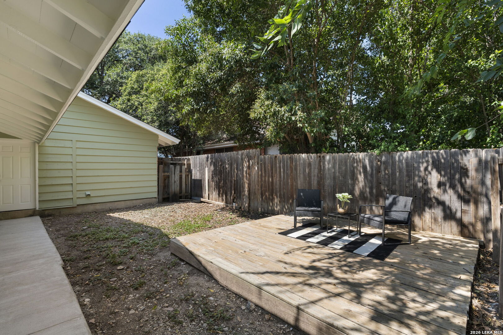 8610 DUDLEY DR
