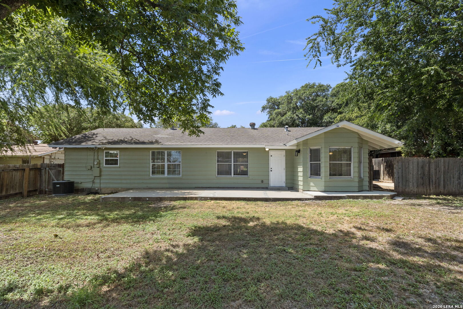8610 DUDLEY DR