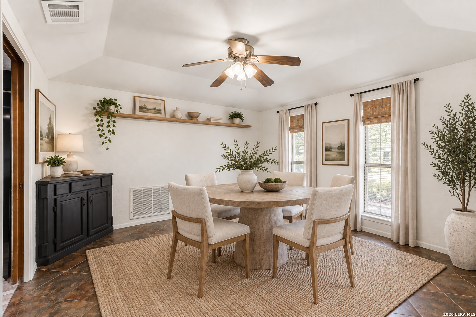 4518 Meredith Woods