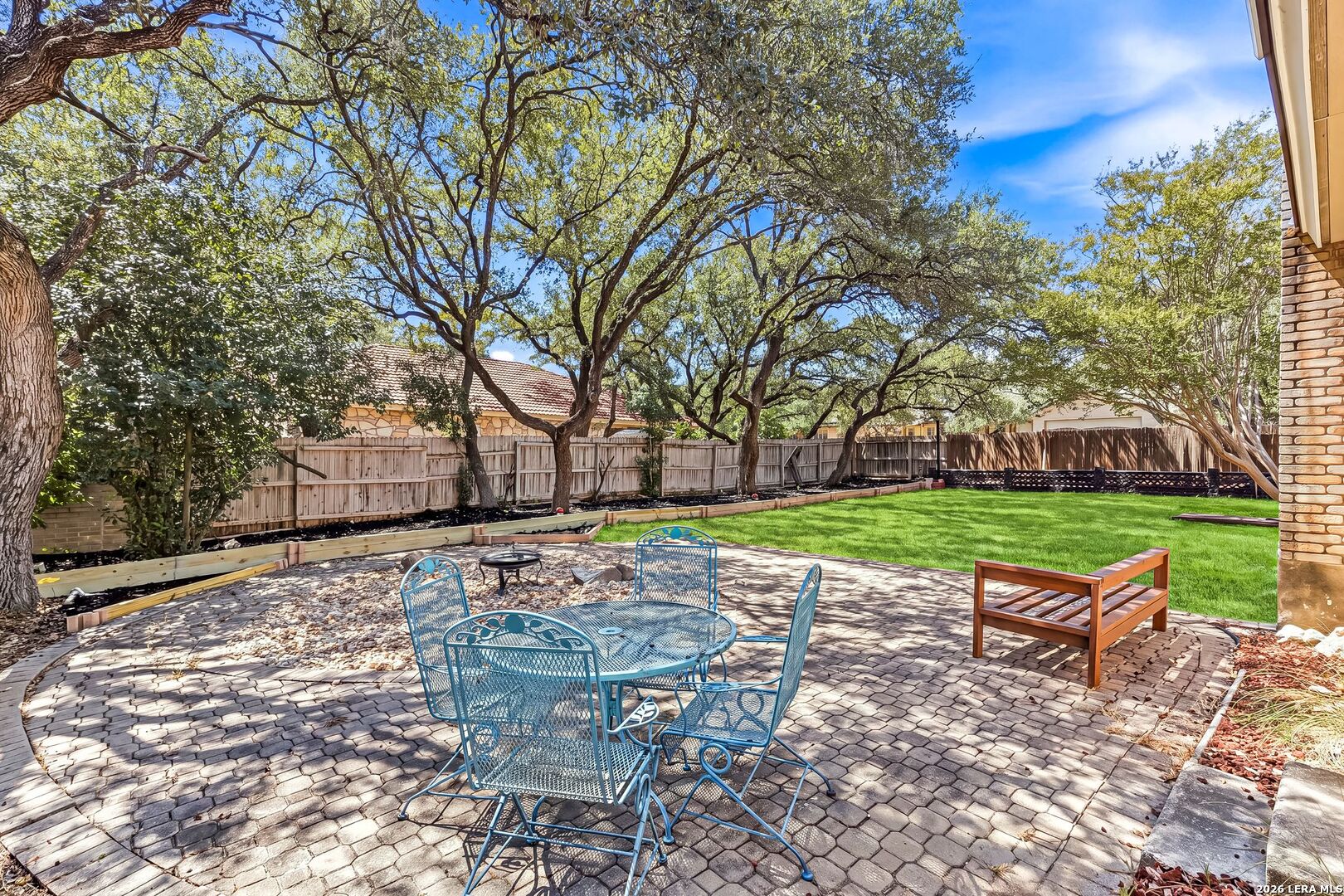 4518 Meredith Woods