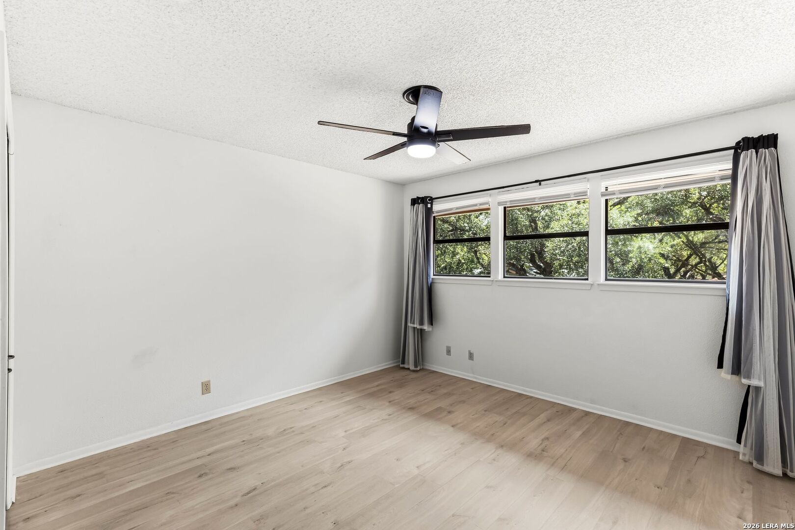 4518 Meredith Woods
