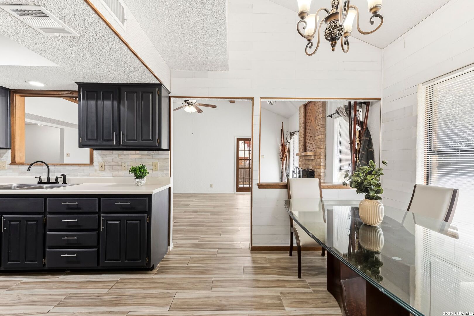 4518 Meredith Woods