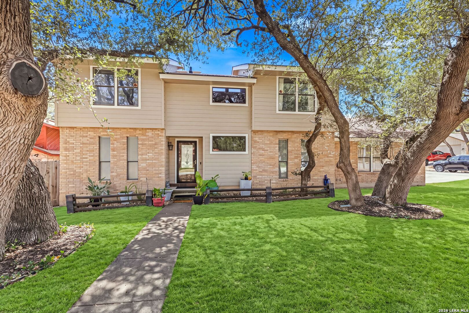 4518 Meredith Woods
