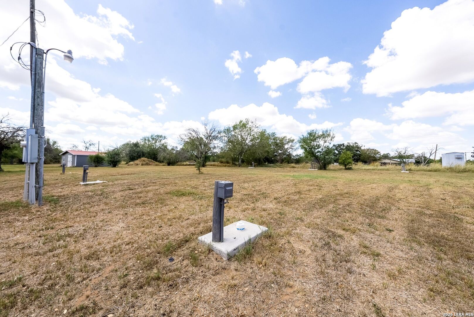 225/255/285 SAN ANTONIO AVE