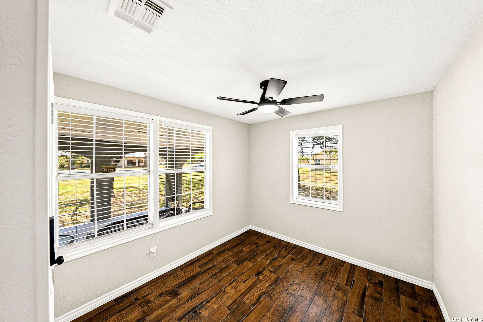 225/255/285 SAN ANTONIO AVE