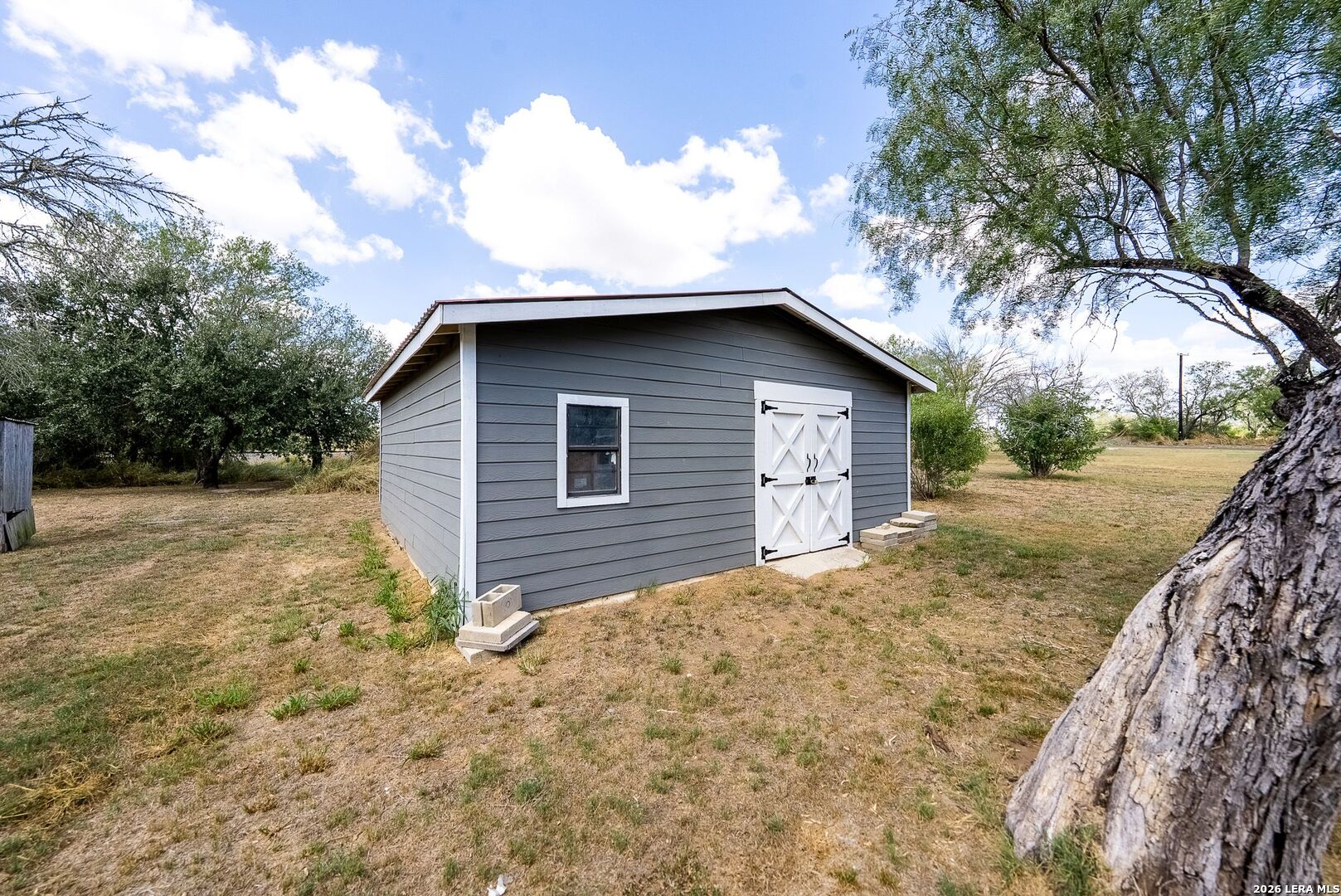 225/255/285 SAN ANTONIO AVE
