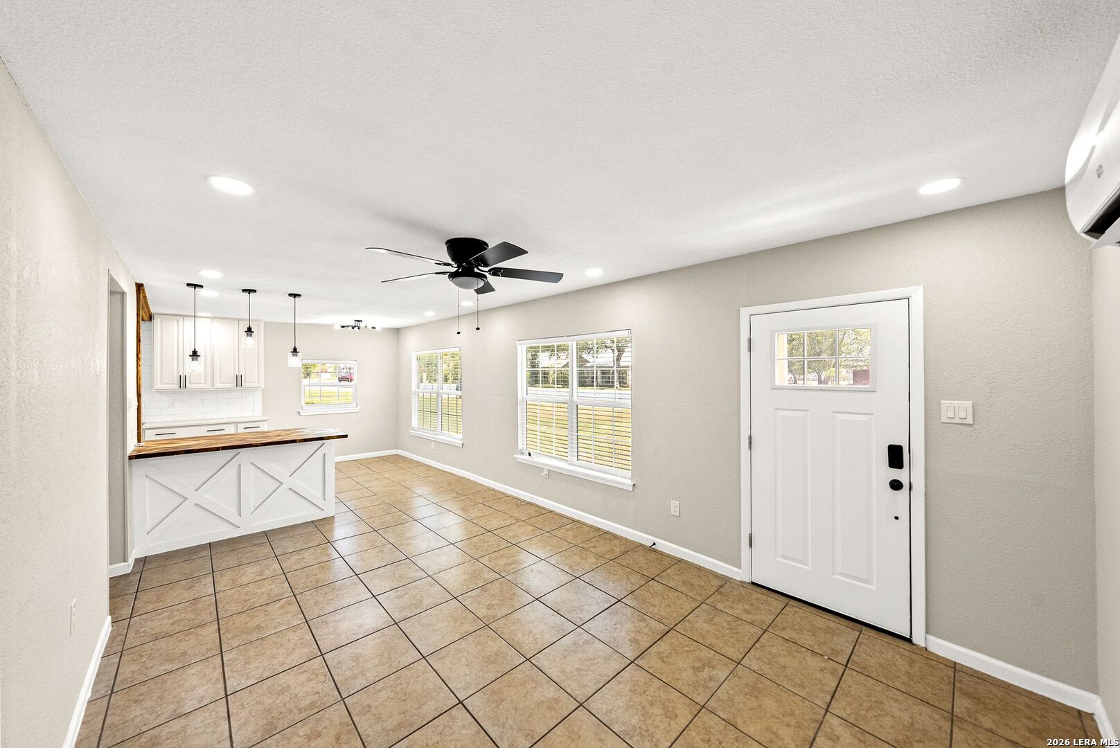 225/255/285 SAN ANTONIO AVE