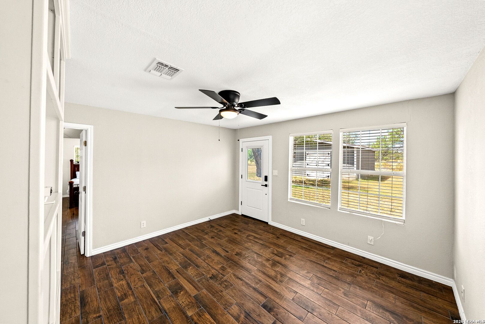 225/255/285 SAN ANTONIO AVE